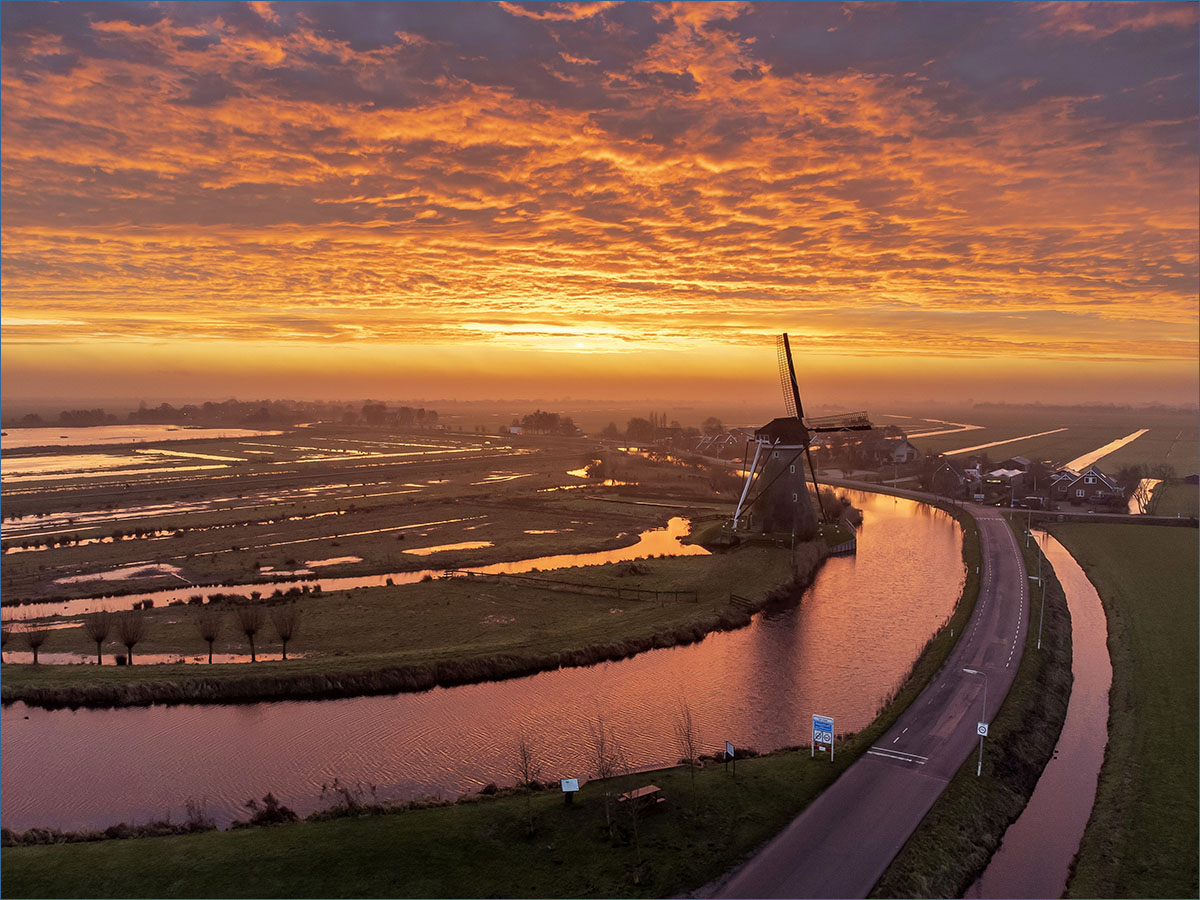 luchtfotografie zonsopkomst haastrecht