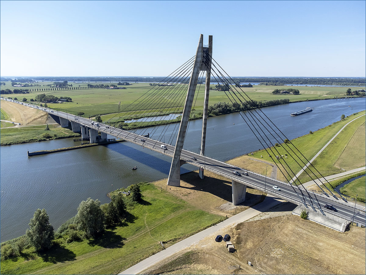 luchtfotografie eilandbrug kampen